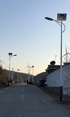 太陽能風(fēng)光互補路燈